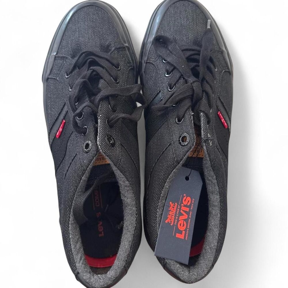 Levi's Men's Black Canvas Sneakers Size 9.5 Casual Lace-Up Shoes New